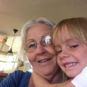 Meet your Posher, Carolyn